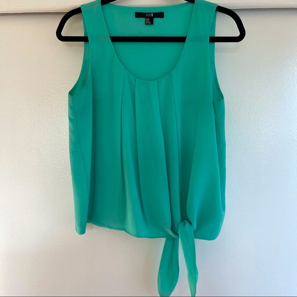 Forever 21 Aqua Top